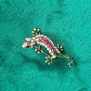 Colorful Lizard Brooch with Pink and Green Accents